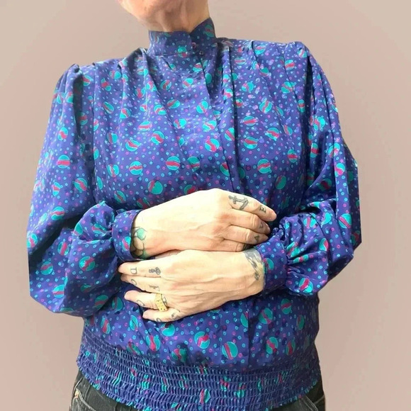 Vintage 70’s silky three flaggs California saturn novelty pattern blue top-L - Picture 3 of 11